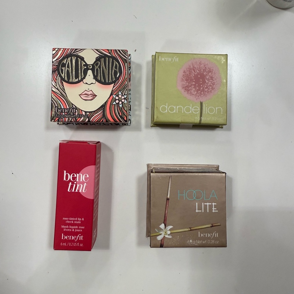 12 pc Makeup Lot - Buxom, Benefit, & Wet n Wild - Picture 8 of 11